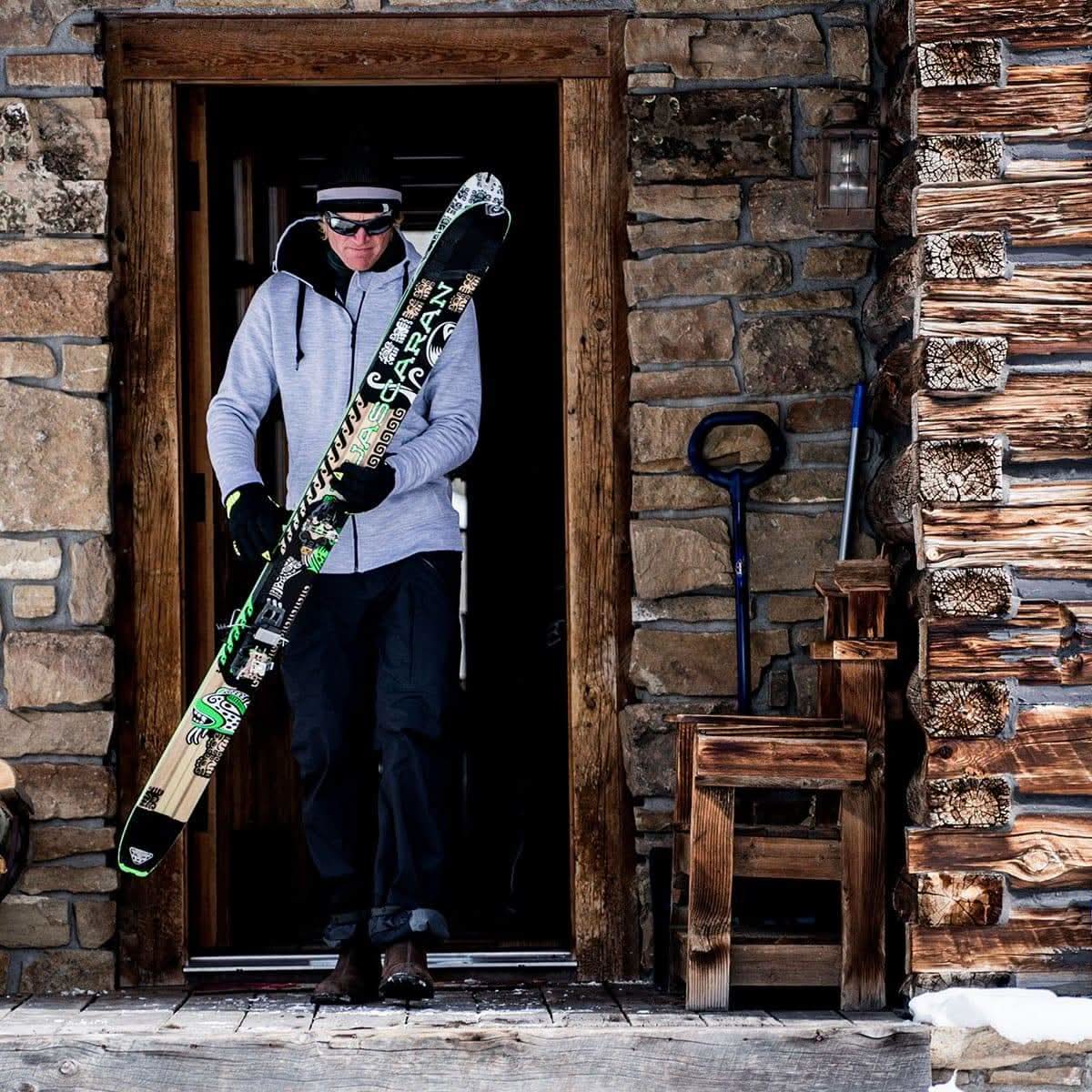 700AG-skis-heavyweight-kodiak-hoodie.jpg